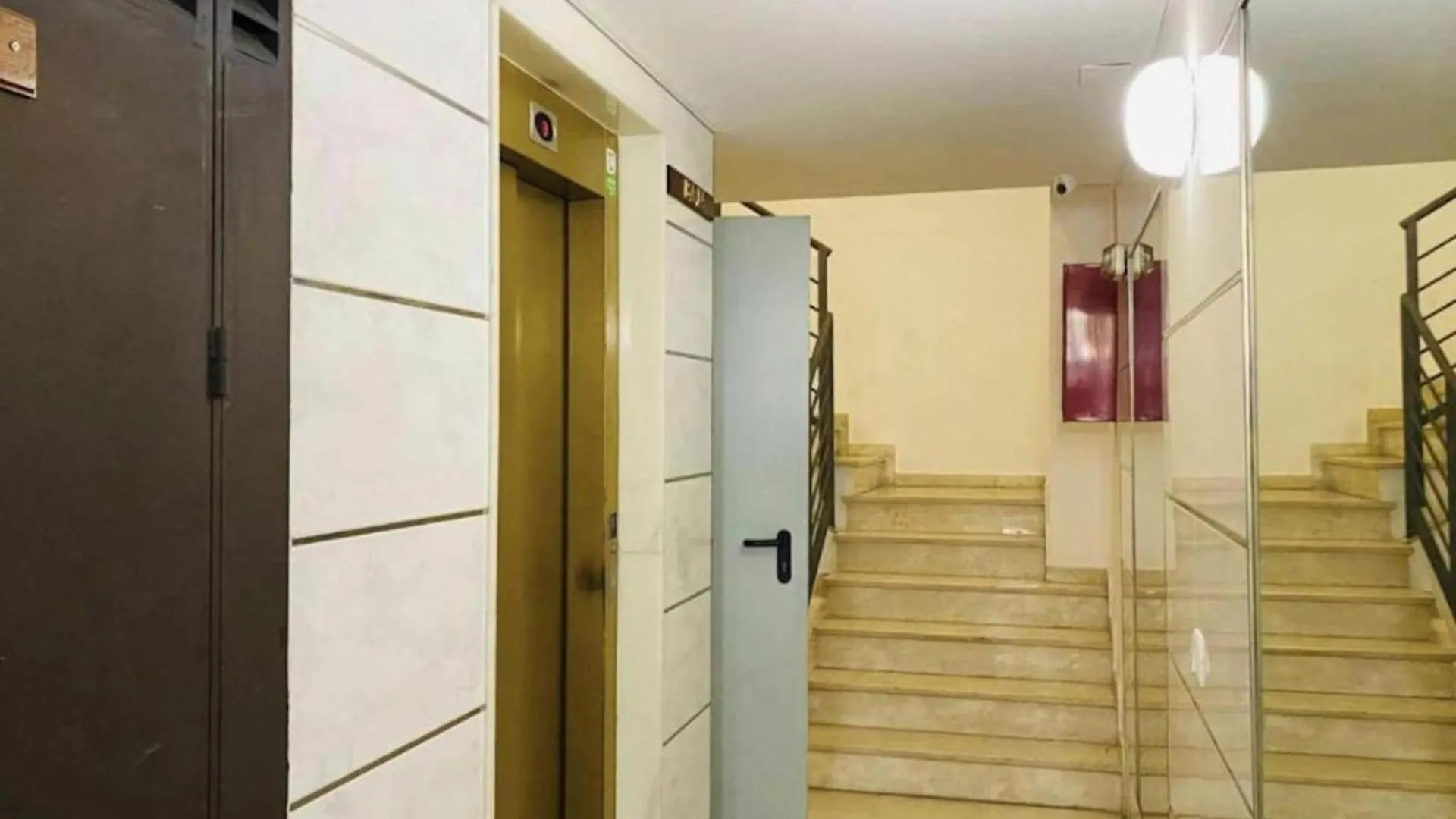 H2M Plaza De Toros Vieja 2 Bedroom Smart Tv & Wifi Malaga