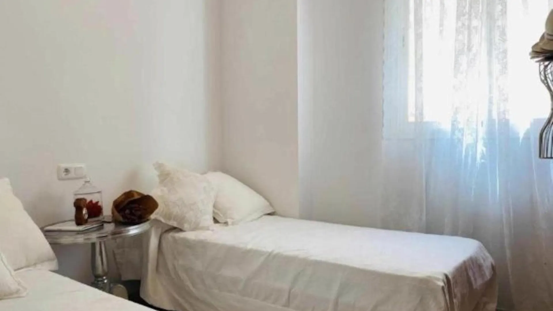 H2M Plaza De Toros Vieja 2 Bedroom Smart Tv & Wifi Malaga Apartment